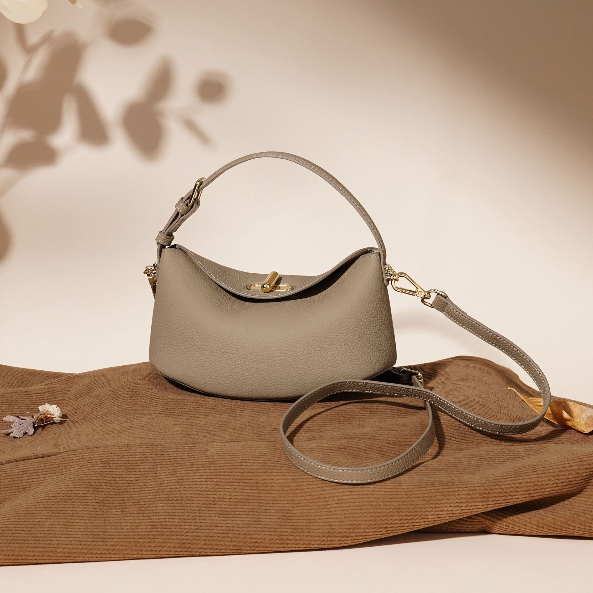Women Bags Popular Brands - Bolsos de Pañales de Cuero Modernos